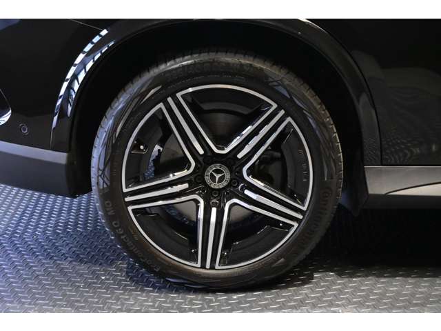 Mercedes-Benz GLC 12