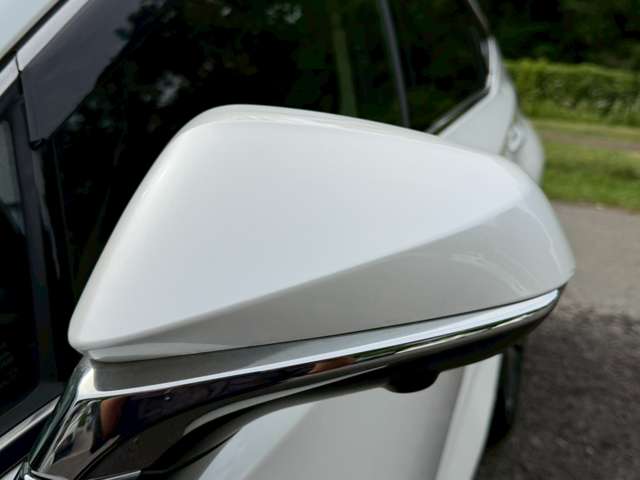 Lexus NX 10