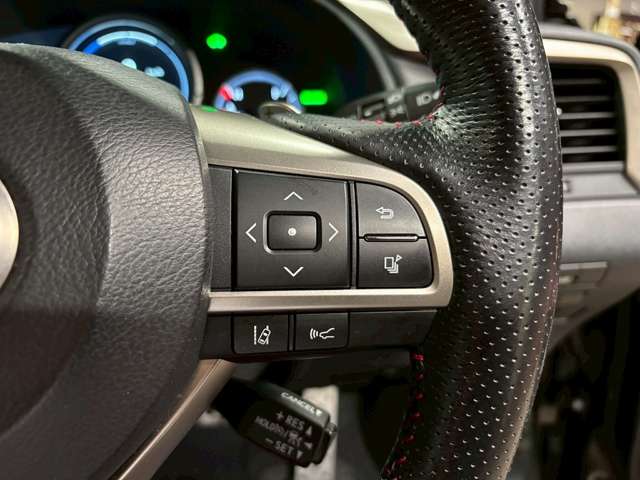 Lexus RX 11