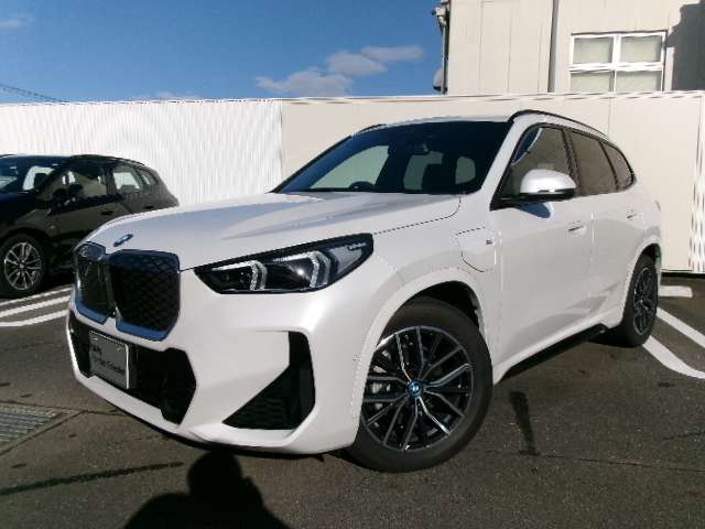 BMW iX1 5