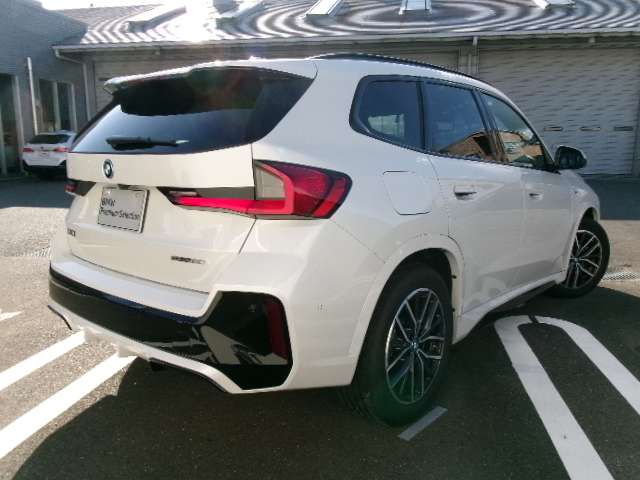 BMW iX1 6
