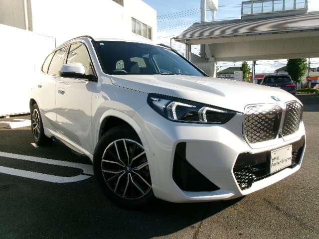 BMW iX1 7