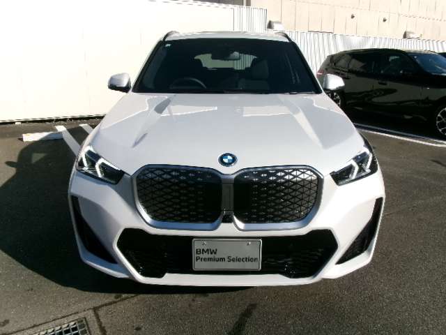 BMW iX1 9