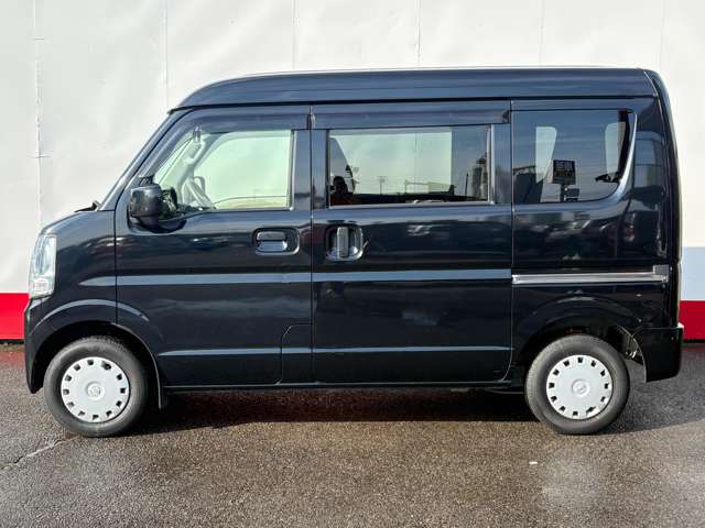 Nissan NV100 Clipper 11