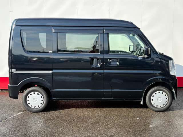 Nissan NV100 Clipper 9