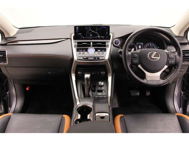 Lexus NX 5