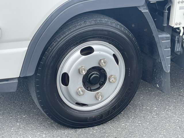 Mitsubishi Fuso Canter 7