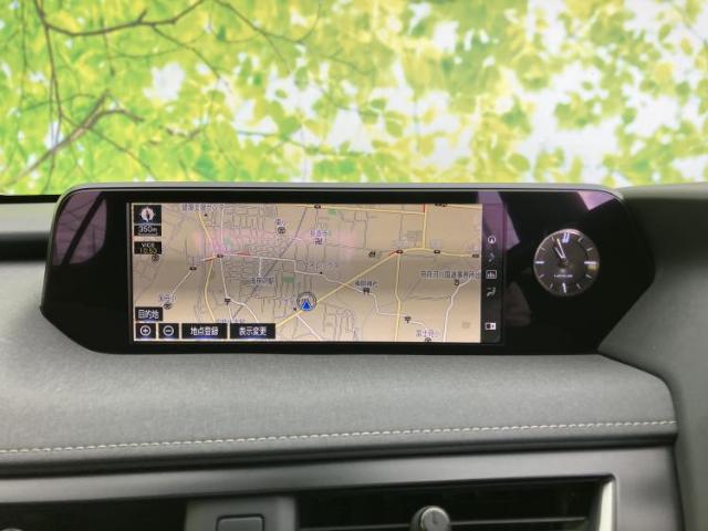 Lexus UX 11