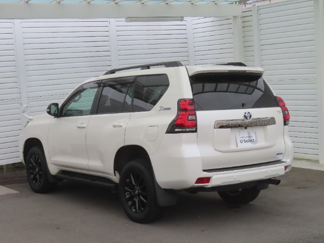 Toyota Land Cruiser Prado 2