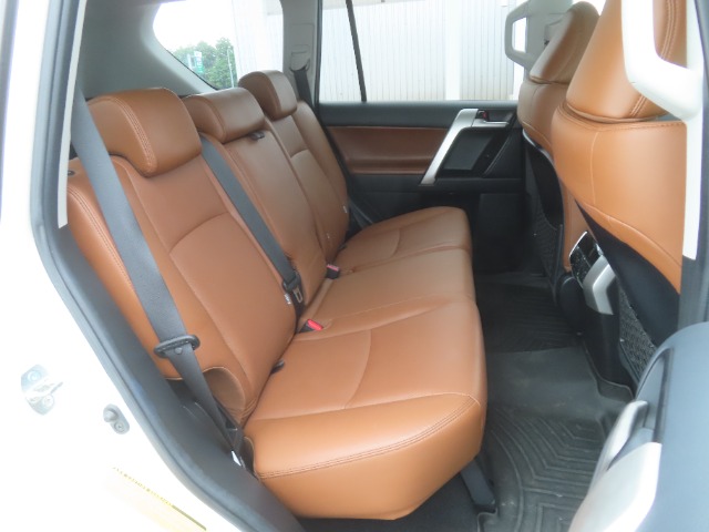 Toyota Land Cruiser Prado 5