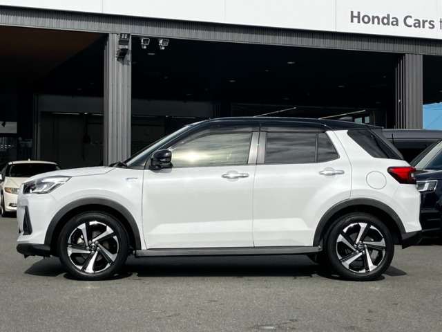 Daihatsu Rocky 4