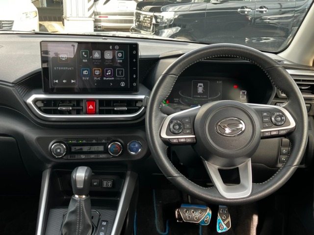 Daihatsu Rocky 7