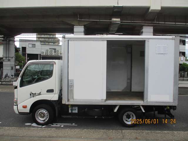 Toyota Toyoace 11