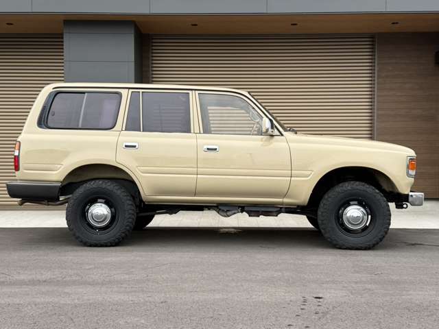 Toyota Land Cruiser 80 6
