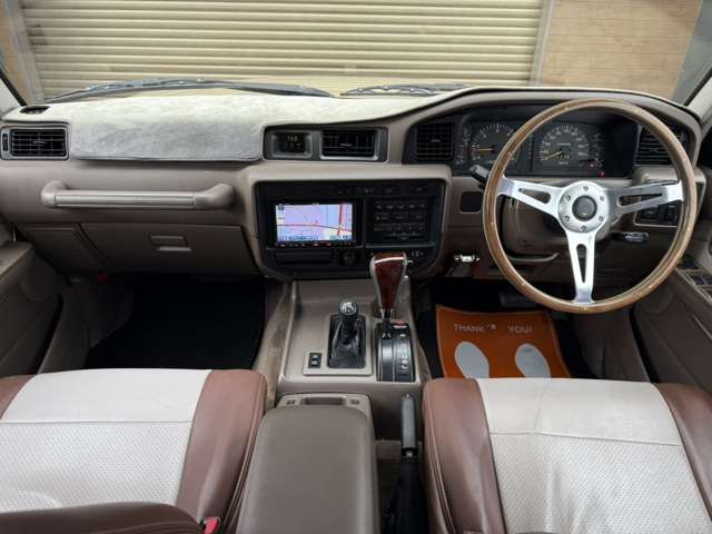 Toyota Land Cruiser 80 8