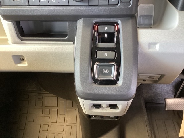 Honda N-VAN e: 12