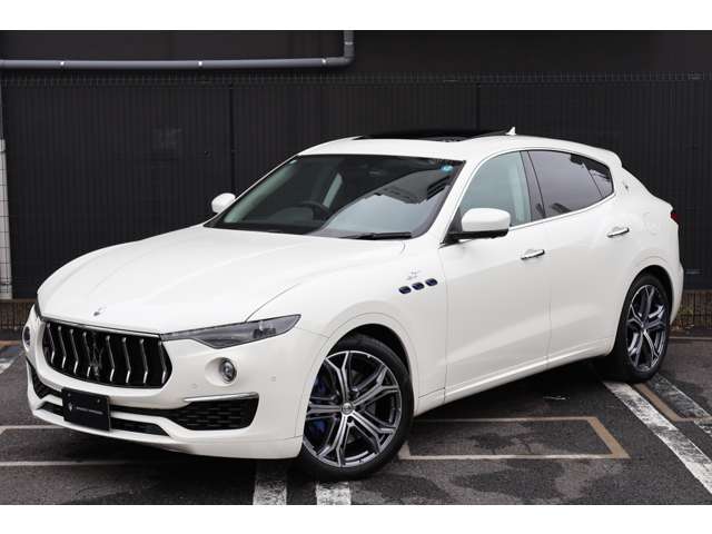Maserati Levante 5