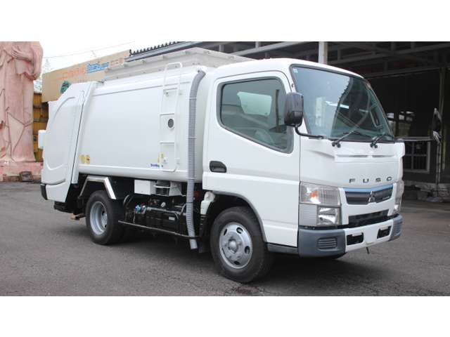 Mitsubishi Fuso Canter 2