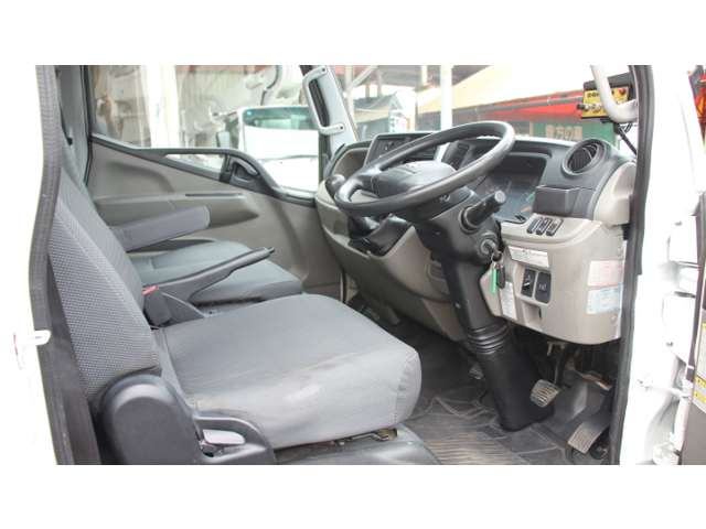 Mitsubishi Fuso Canter 10