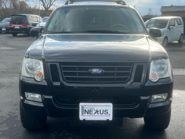 Ford Explorer Sport Trac 3