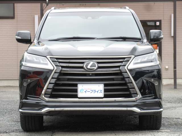 Lexus LX 5
