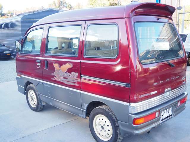 Mitsubishi Bravo 8