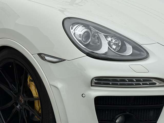 Porsche Cayenne 7