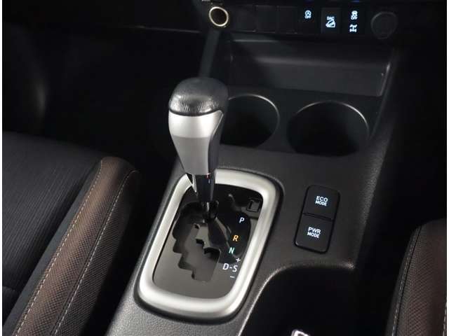 Toyota Hilux 12