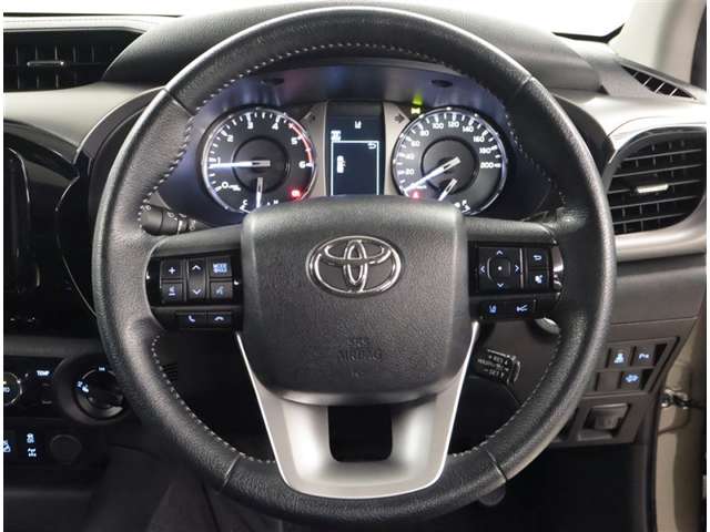 Toyota Hilux 6