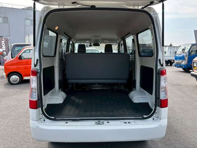 Toyota Town Ace Van 3