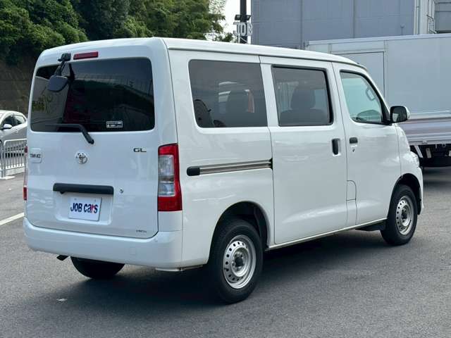 Toyota Town Ace Van 9