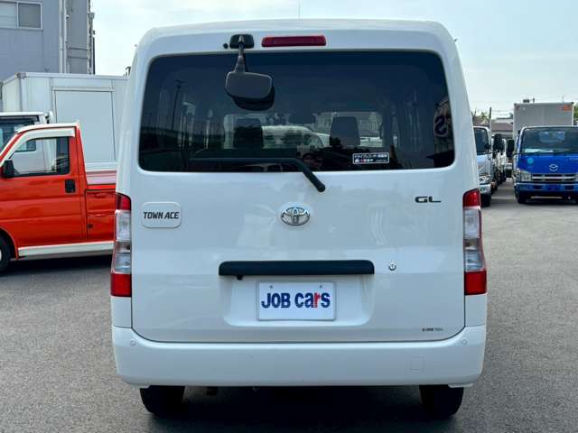 Toyota Town Ace Van 10