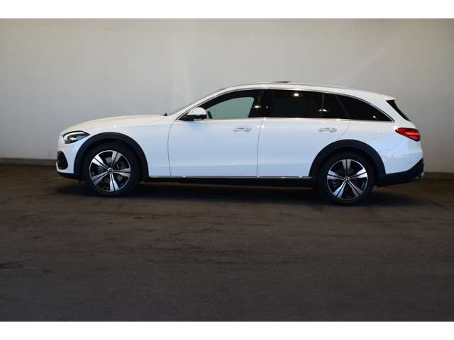 Mercedes-Benz CClass All-Terrain 3