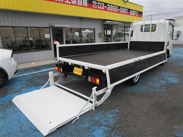 Isuzu Elf 6