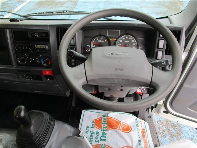 Isuzu Elf 9