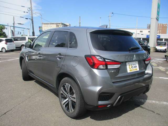 Mitsubishi RVR 8