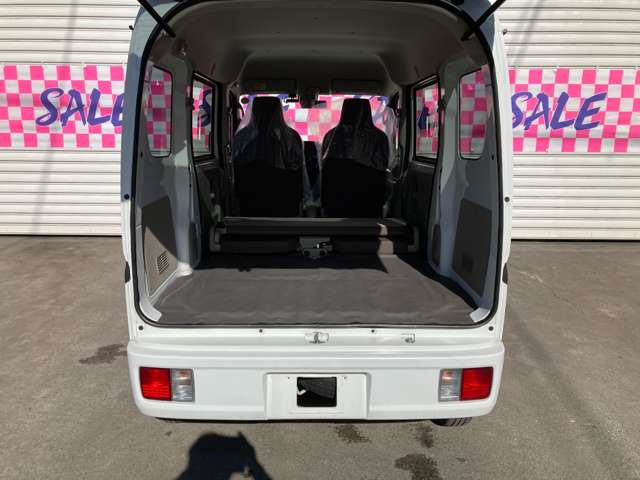Nissan NV100 Clipper 11