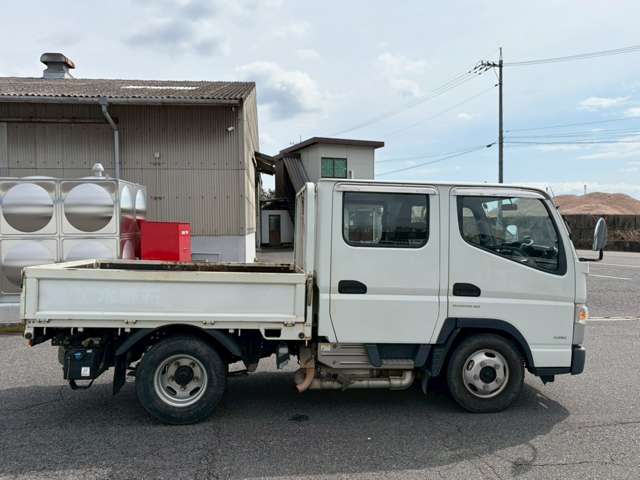 Mitsubishi Fuso Canter 9