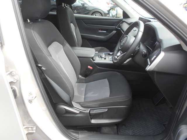 Mazda CX-60 12