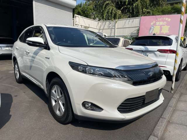 Toyota Harrier 3