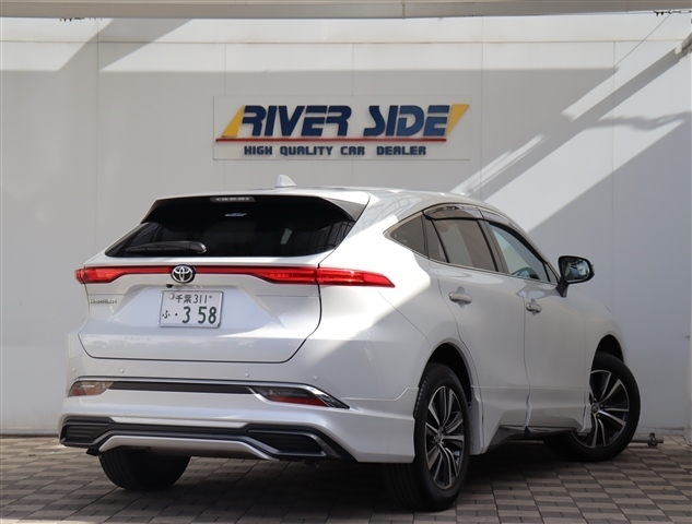 Toyota Harrier 6