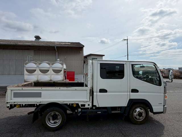 Mitsubishi Fuso Canter 9