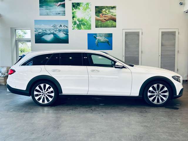 Mercedes-Benz E-Class All-Terrain 8