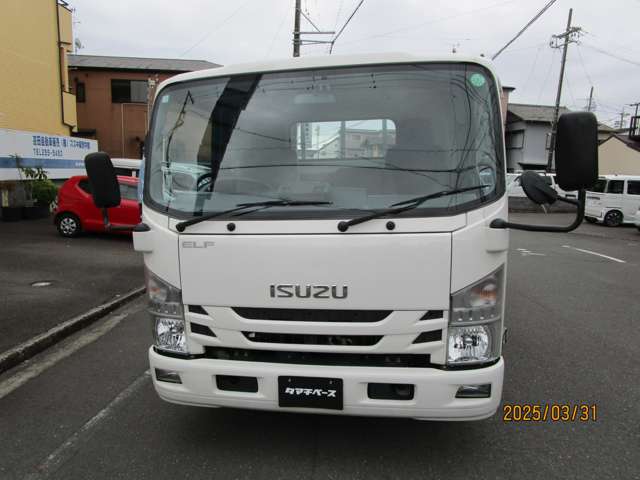 Isuzu Elf 2