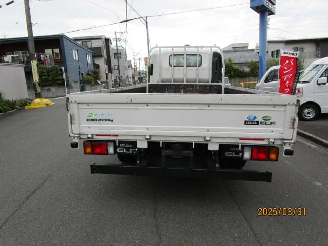 Isuzu Elf 6