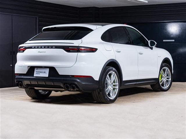 Porsche Cayenne Coupe 3