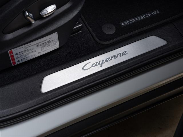 Porsche Cayenne Coupe 10