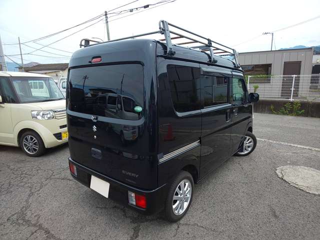 Suzuki Every 8