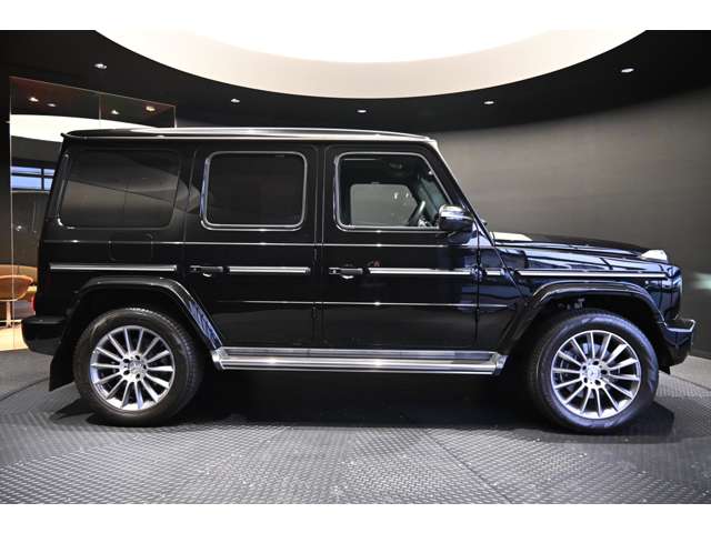 Mercedes-Benz G-Class 4