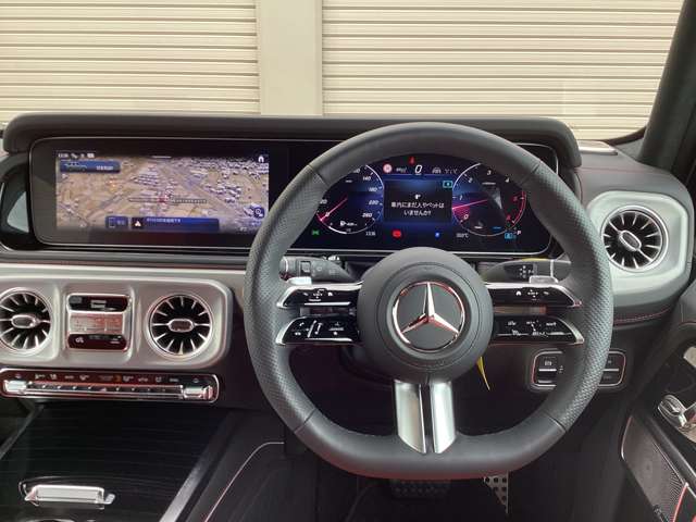 Mercedes-Benz G-Class 3